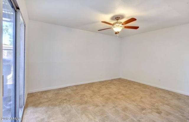 2021 East Tierra Buena Lane Gallery 4