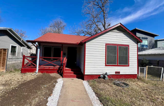 Charming Modern Home in Central Austin – 502 Zennia St photos photos