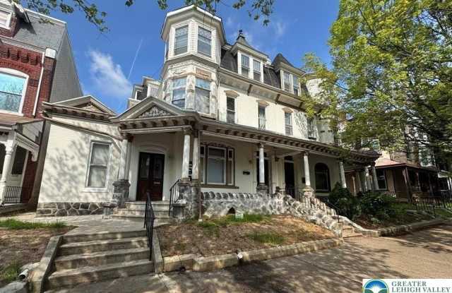 528 6th Street N photos photos