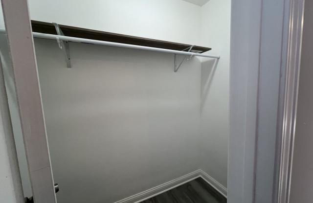 5337 S Fairfield Avenue Gallery 3