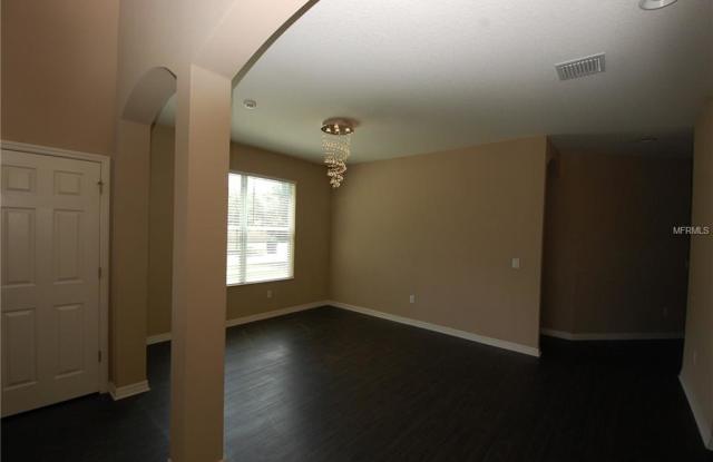 8814 DEEP MAPLE DRIVE Gallery 2