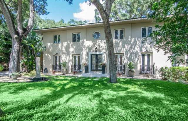 5210 S CRESCENT DRIVE - 5210 South Crescent Drive, Tampa, FL 33611