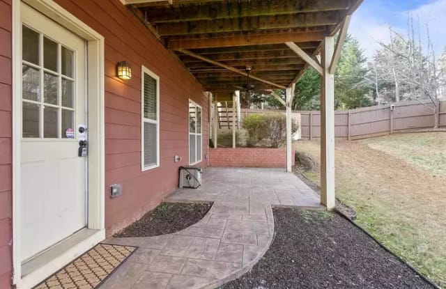 3151 Silver Hill Terrace Southeast - 3151 Silver Hill Terrace, Gresham Park, GA 30316