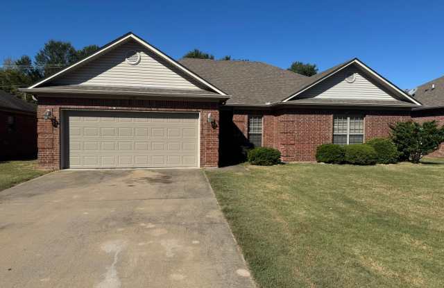 1065 Wineberry Gallery 1