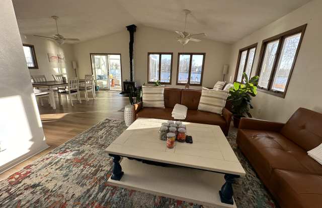 3420 N Shore Dr photos photos