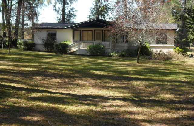 222 NW JESSUP COURT Gallery 2