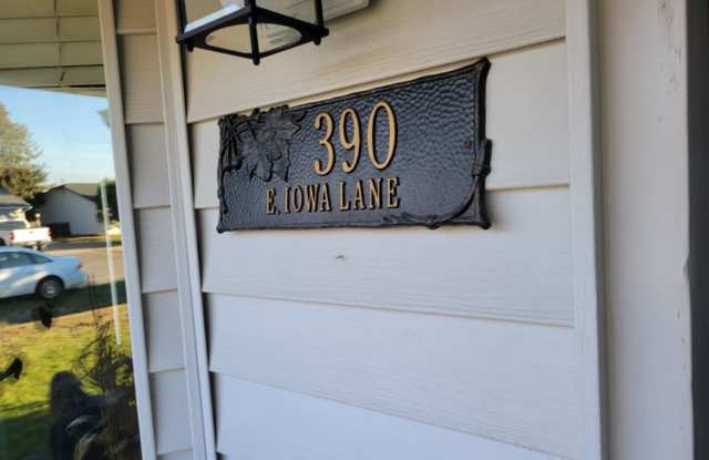 Hayden Rancher in Quiet Neighborhood - 390 East Iowa Avenue, Hayden, ID 83835 Hayden Rancher in Quiet Neighborhood - 390 East Iowa Avenue, Hayden, ID 83835