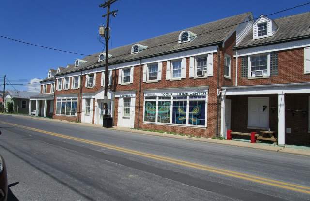 385 E KING Street photos photos