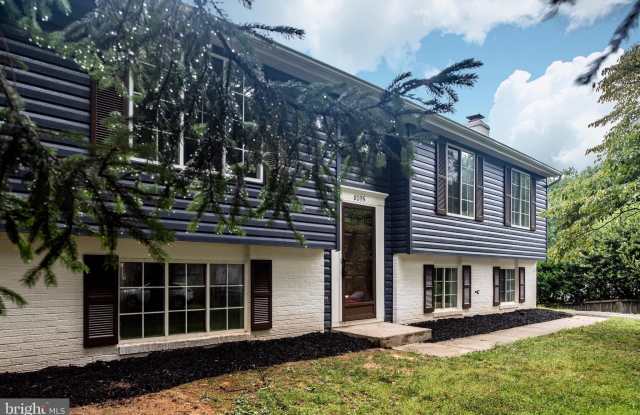 8095 WINDING WAY COURT Gallery 2