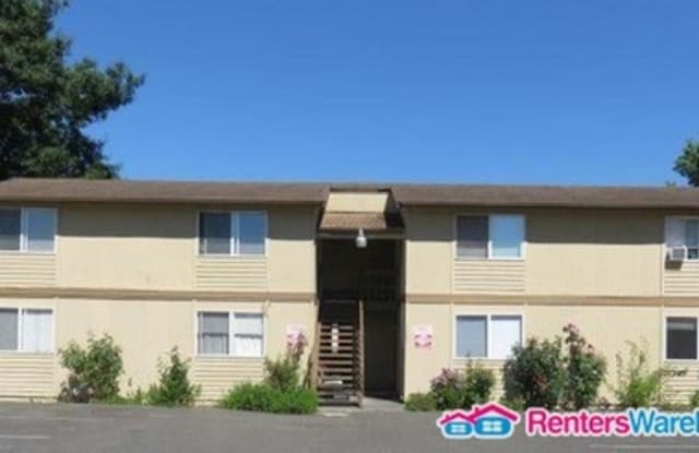 2260 I St North East - 2260 I Street Northeast, Auburn, WA 98002