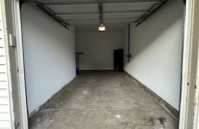227 Elkhorn Court Gallery 2