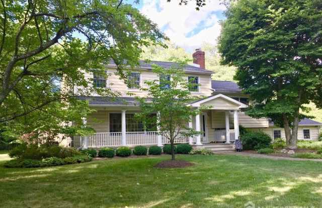 328 Dodds Lane photos photos