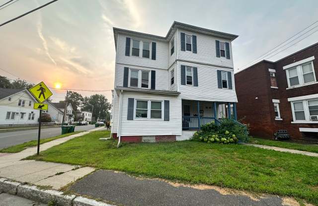 609 Chicopee St photos photos