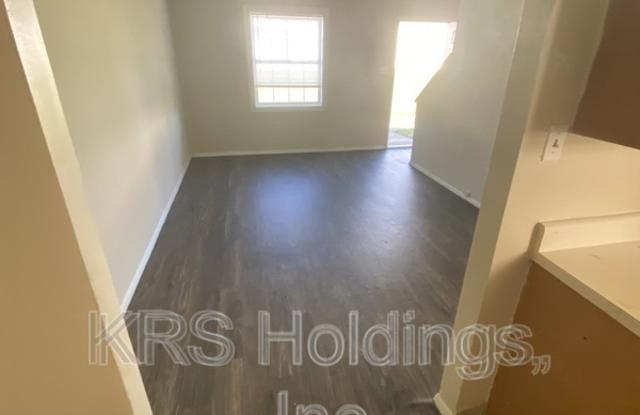 713 E. 18th Street photos photos