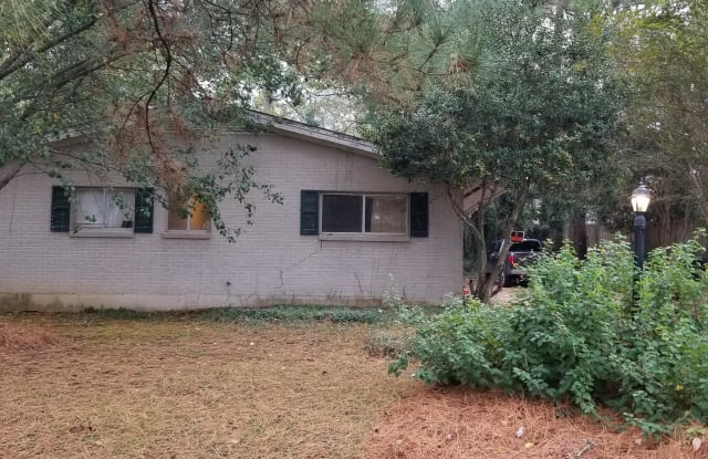 1624 Devine Street - 1624 Devine St, Jackson, MS 39202