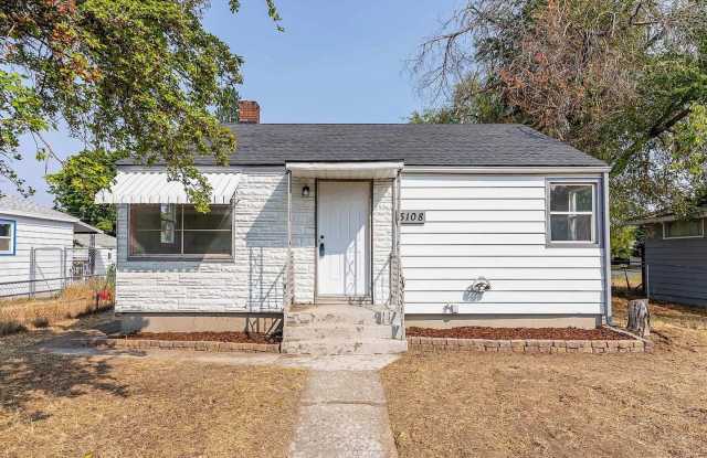 Charming, Updated 3 Bed Spokane Home with/ Fenced Yard! photos photos