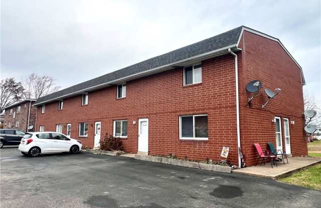 1238 MISSION ROAD - 1238 Mission Road, Lawson Heights, PA 15650