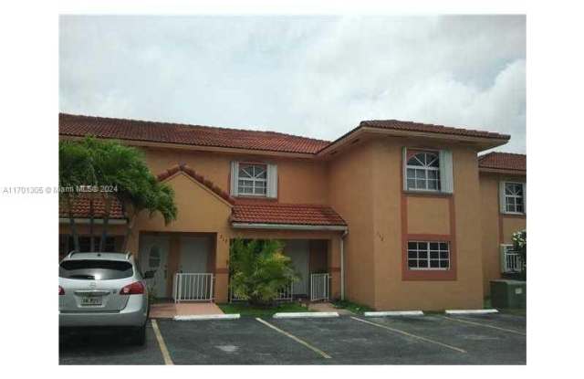 3375 W 76 ST - 3375 West 76th Street, Hialeah, FL 33018