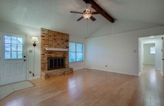 5616 Wagon Train Road Gallery 3