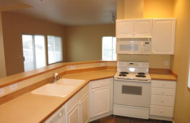 440 S 51st Court C304 Gallery 3
