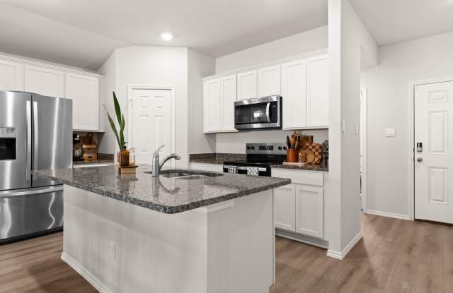 1308 Piedmont Gallery 3