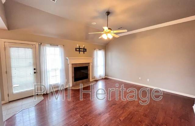 683 Golden Meadow Ave Gallery 4