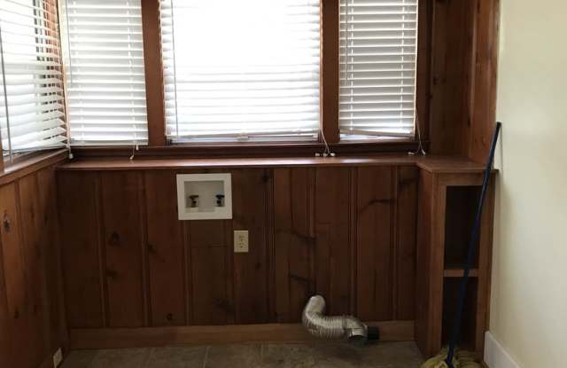 3 Bed, 2 Bath Home photos photos