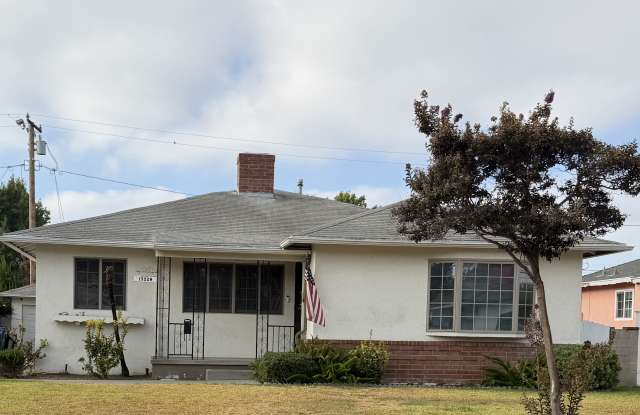 15220 Cullen Street photos photos