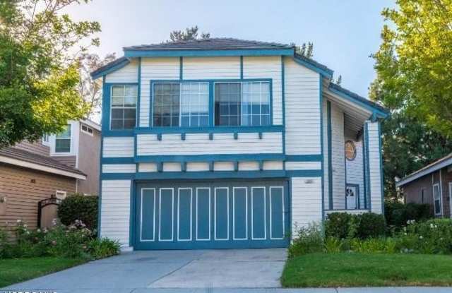 12077 Alderbrook Street - 12077 Alderbrook Street, Moorpark, CA 93021
