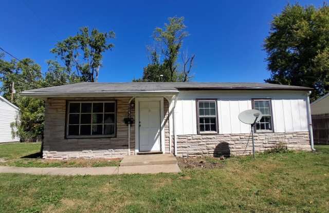 1505 Fairwood St photos photos