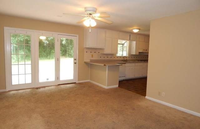 1722 N Holly Lane Gallery 3