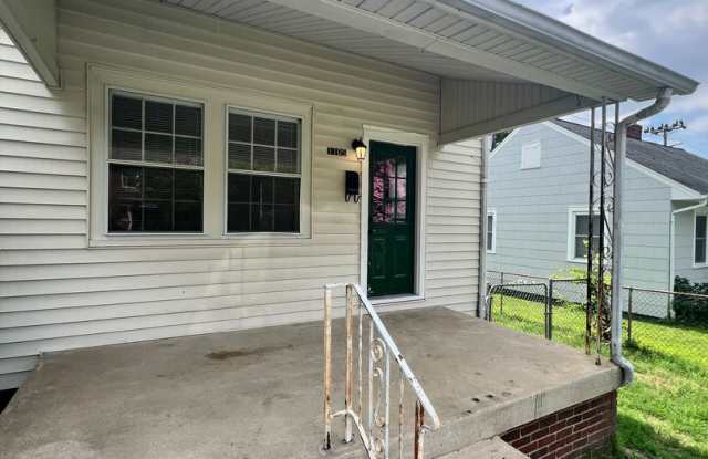 1105 Berry Street photos photos