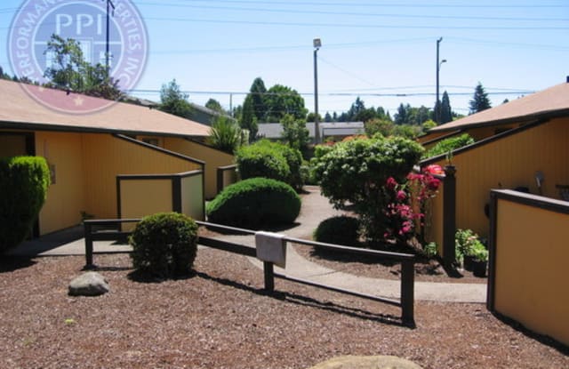 4919 North East Killingsworth Street - 4919 NE Killingsworth St, Portland, OR 97218
