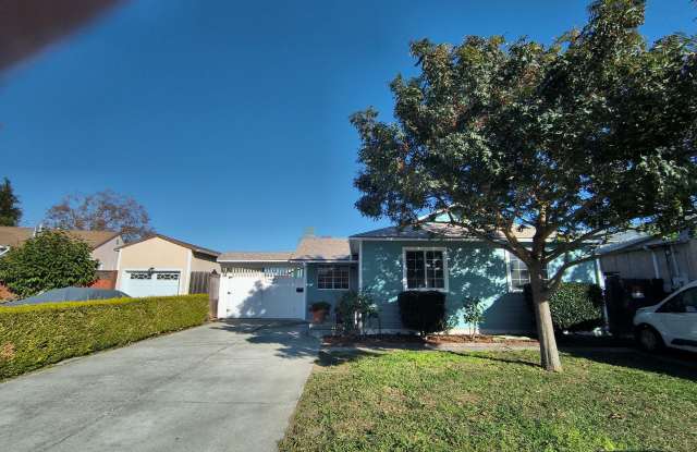 Beautiful 3 Bed/1.5 Bath Home Located By Hesperian Blvd In San Lorenzo!!! - 16138 Via Andeta, San Lorenzo, CA 94580
