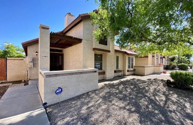 1937 E VELVET Drive - 1937 East Velvet Drive, Tempe, AZ 85284