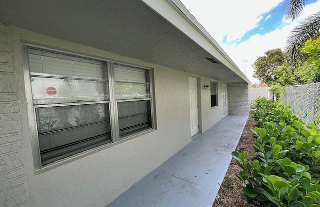 1611 S Johnson Street Apt 2 photos photos