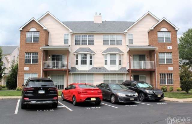 405 Plymouth Road photos photos