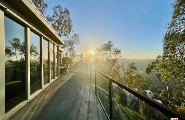 2447 Solar Dr - 2447 Solar Drive, Los Angeles, CA 90046