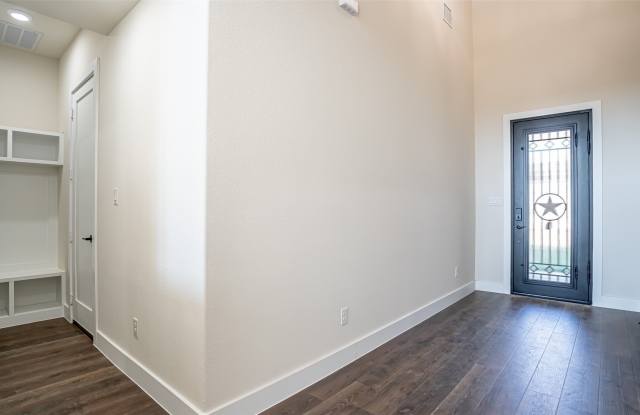5702 Barkridge Drive Gallery 4