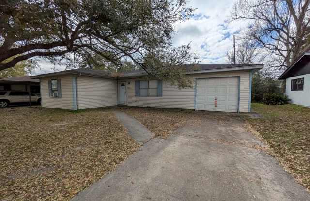 3529 Bowling Lane, Orange, TX 77630 photos photos