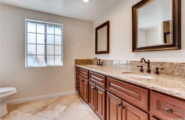 4798 Regalo Road Gallery 3
