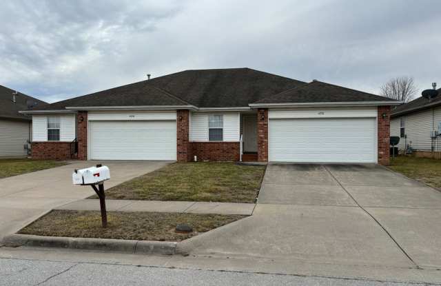 4328 W. La Siesta - 4328 West La Siesta Street, Springfield, MO 65802