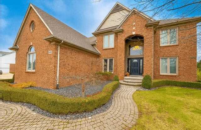 56360 Kirkridge Trl photos photos