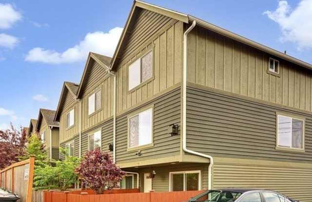 Greenwood Light-filled townhome-Available Now. - 711 North 94th Street, Seattle, WA 98103