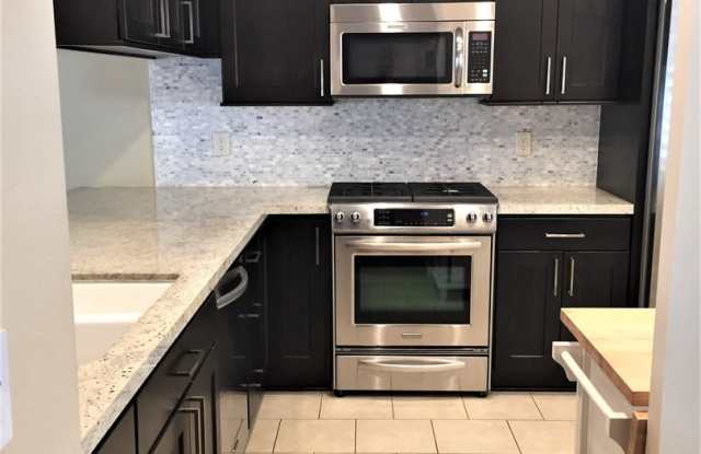 Serene 2 bedroom townhome photos photos