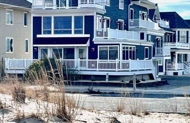 919 N Ocean Avenue Gallery 2