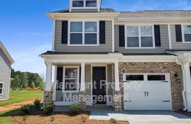 352 Stirrup Court photos photos