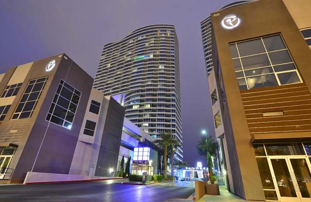 Panorama Towers T2, 104- Pool Views from this Stunning Fully Furnished 2 Story Townhouse in Panorama Towers photos photos