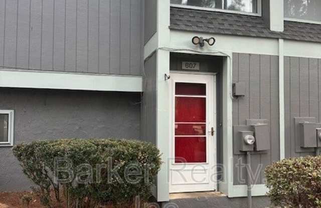 607 Dylan Court photos photos