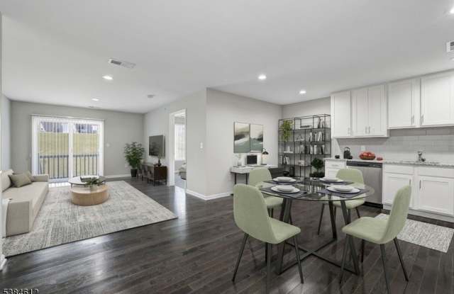 7 Arlene Court Gallery 4